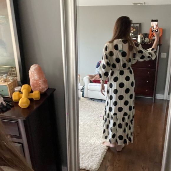 H&M Polka Dot Maxi Dress size M NWT fashion and comfortable - Picture 5 of 6
